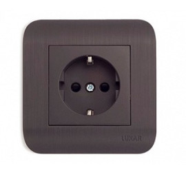 Розетка LUXAR Deco с/у с з/к венге с рифленой рамкой, 250В 16А (10.025.02) - фото - 1